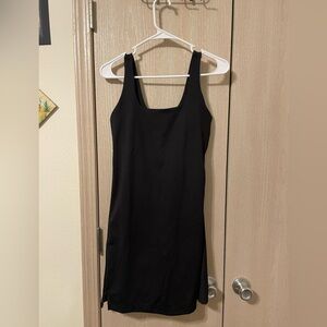 Old Navy Women’s Powersoft Active Dress With Built in Bra and Shorts Size Small